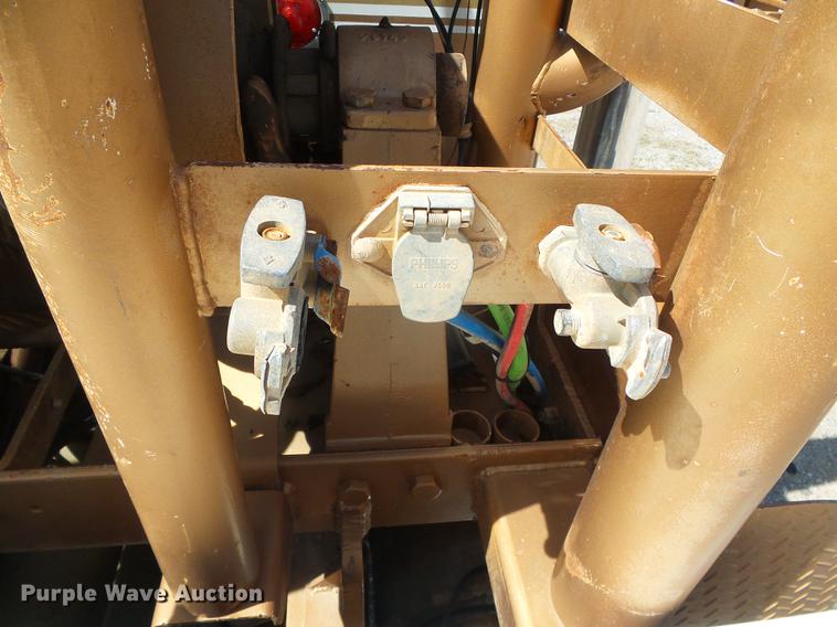 image for item DC5235 2006 Peterbilt 378 winch truck