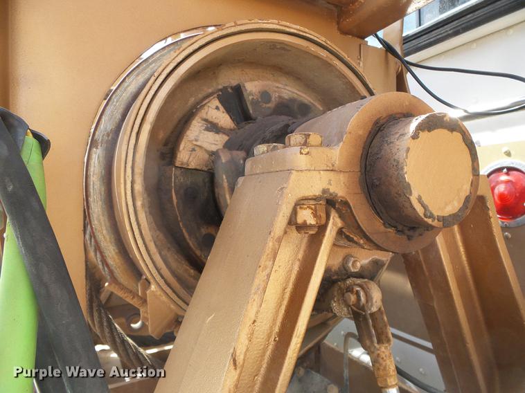 image for item DC5235 2006 Peterbilt 378 winch truck