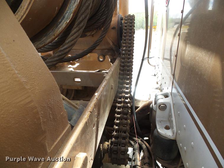 image for item DC5235 2006 Peterbilt 378 winch truck
