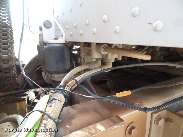 image for item DC5235 2006 Peterbilt 378 winch truck