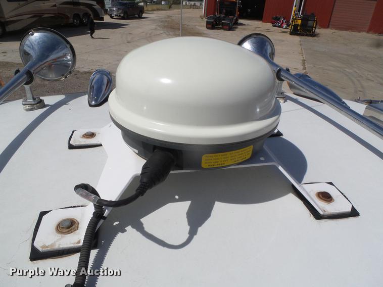 image for item DC5235 2006 Peterbilt 378 winch truck