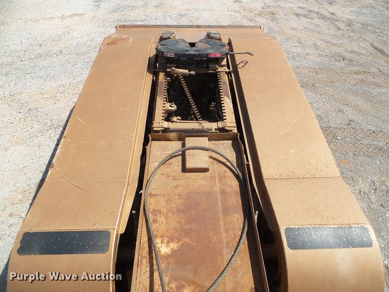 image for item DC5235 2006 Peterbilt 378 winch truck