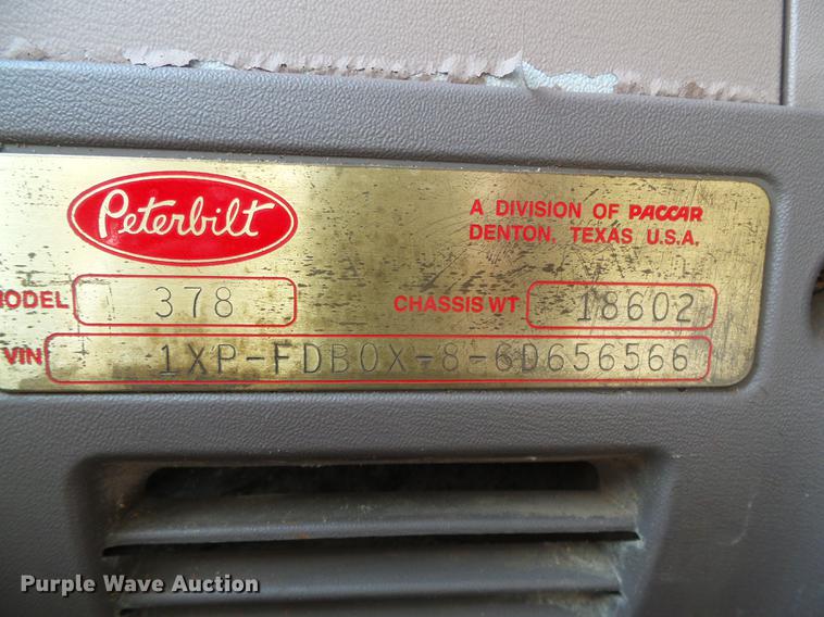 image for item DC5235 2006 Peterbilt 378 winch truck
