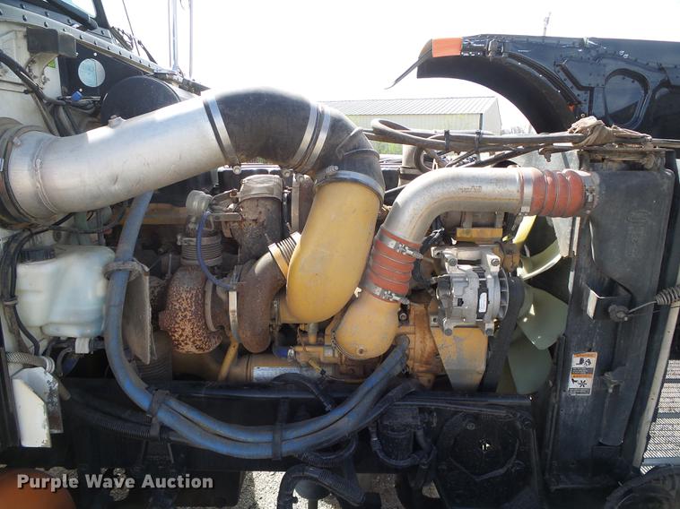 image for item DC5236 2006 Peterbilt 379 semi truck