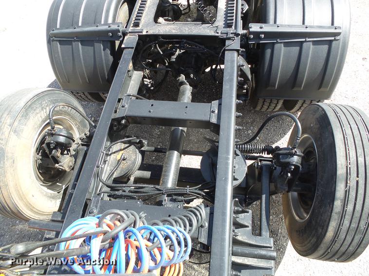 image for item DC5236 2006 Peterbilt 379 semi truck