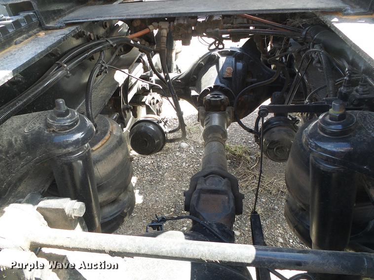 image for item DC5236 2006 Peterbilt 379 semi truck