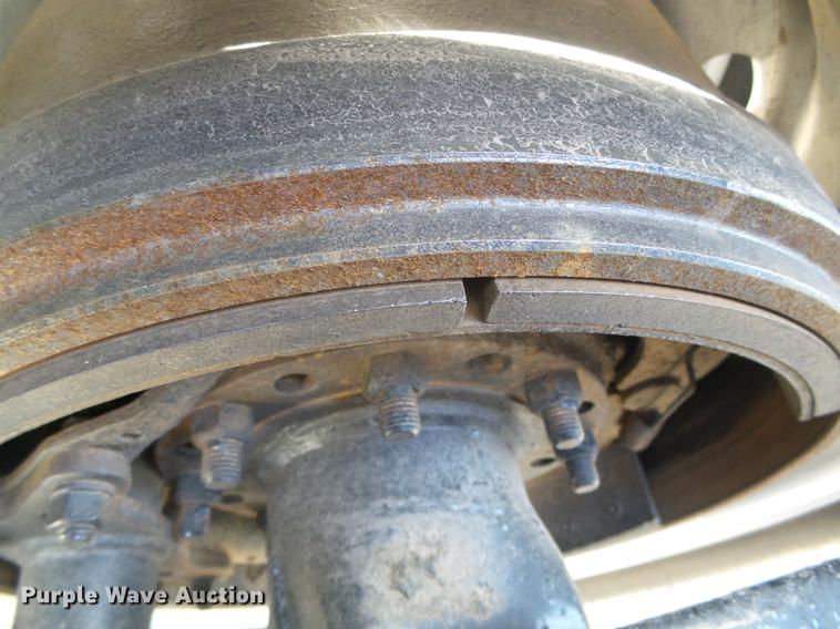 image for item DC5236 2006 Peterbilt 379 semi truck