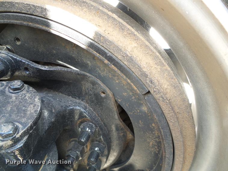 image for item DC5236 2006 Peterbilt 379 semi truck