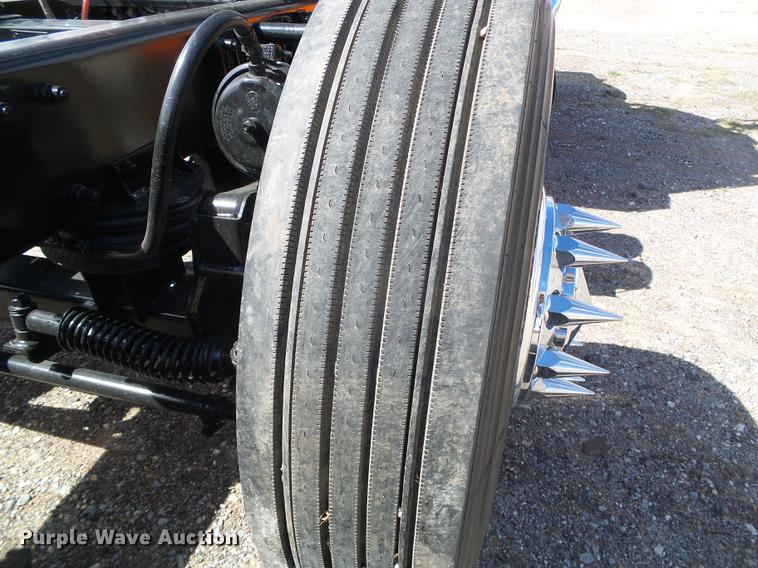 image for item DC5236 2006 Peterbilt 379 semi truck