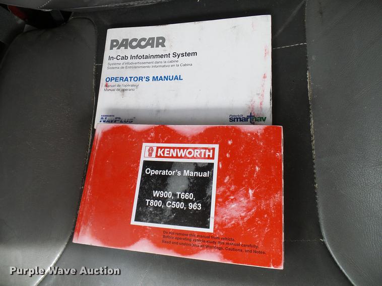 image for item DD6024 2014 Kenworth T660 semi truck