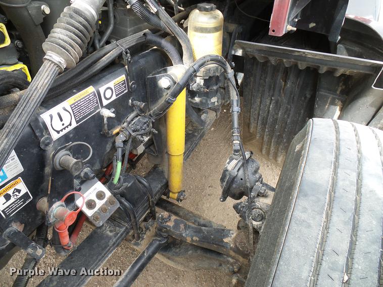 image for item DD6024 2014 Kenworth T660 semi truck