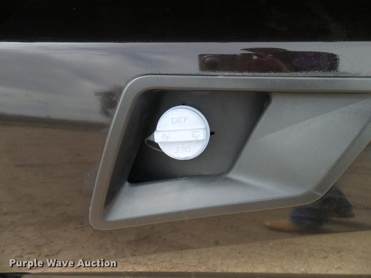 image for item DD6024 2014 Kenworth T660 semi truck