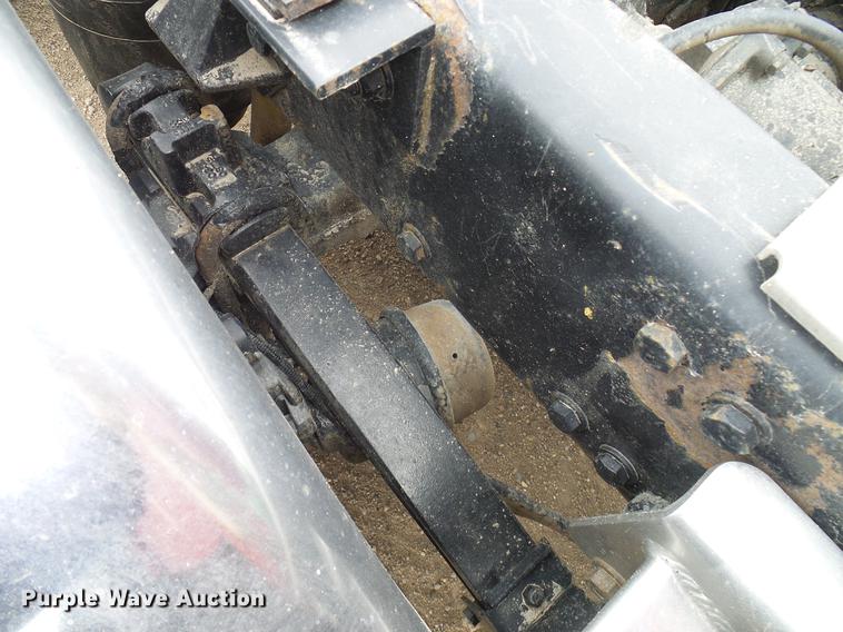 image for item DD6024 2014 Kenworth T660 semi truck