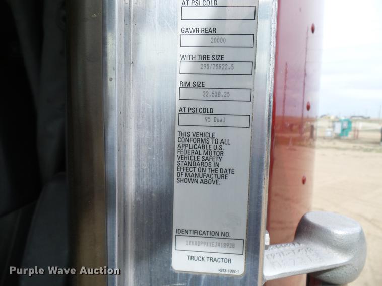 image for item DD6024 2014 Kenworth T660 semi truck