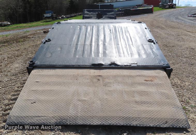 image for item DE3411 2000 Wilson 4460TD MUV-ALL lowboy hydratail equipment trailer