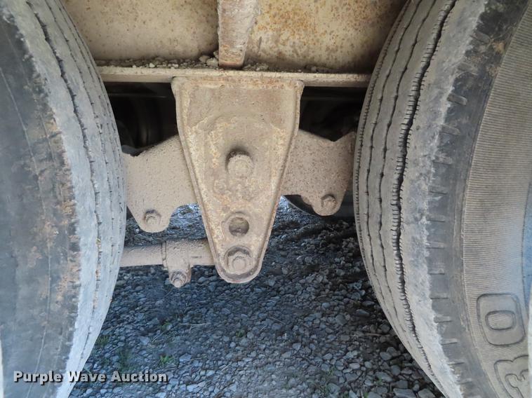 image for item DE3411 2000 Wilson 4460TD MUV-ALL lowboy hydratail equipment trailer