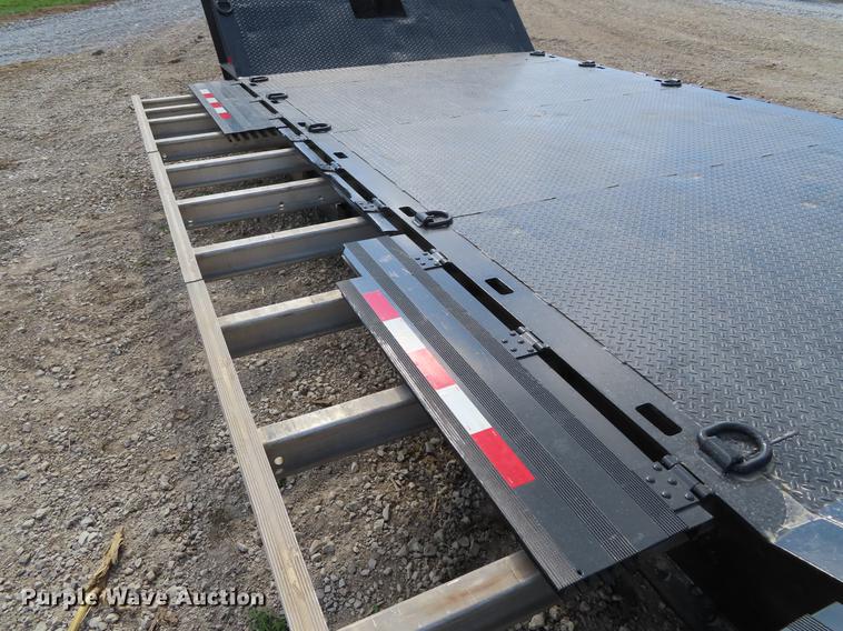 image for item DE3411 2000 Wilson 4460TD MUV-ALL lowboy hydratail equipment trailer