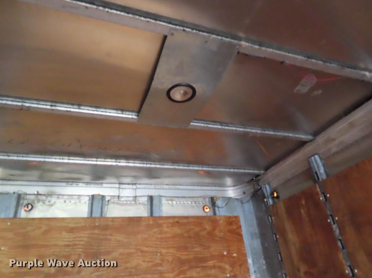 image for item DE3415 1989 Fruehauf FBB9-FL1-28 dry van trailer