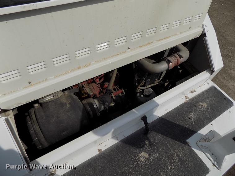 image for item DE7657 2013 Kalmar Ottawa yard truck