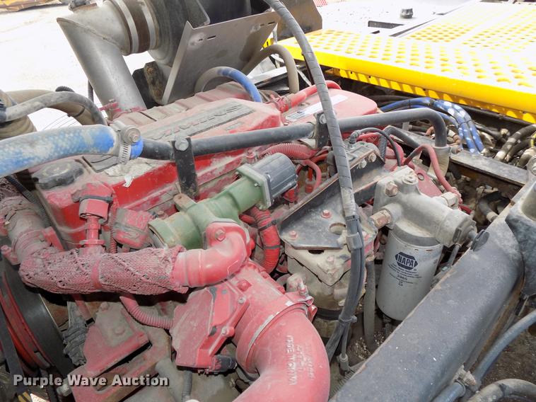 image for item DE7657 2013 Kalmar Ottawa yard truck