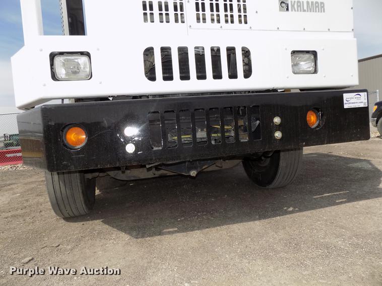 image for item DE7657 2013 Kalmar Ottawa yard truck