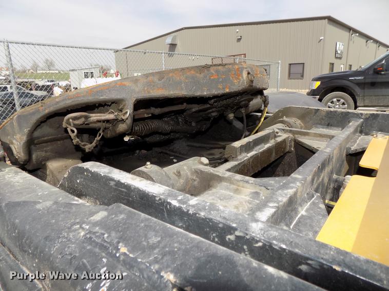 image for item DE7657 2013 Kalmar Ottawa yard truck