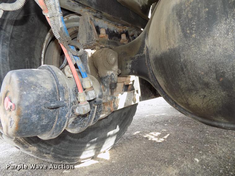 image for item DE7657 2013 Kalmar Ottawa yard truck