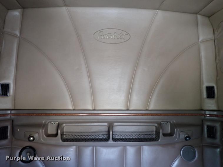 image for item DF1111 2007 Peterbilt 387 semi truck