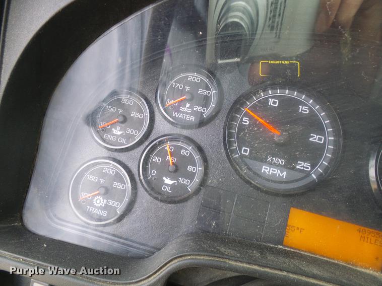 image for item DF7202 2013 International ProStar semi truck