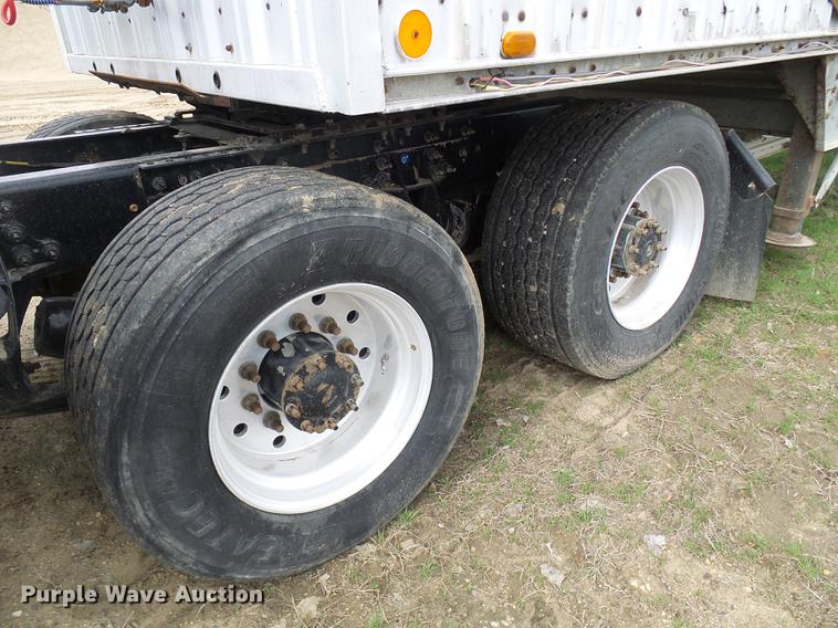 image for item DF7203 2013 International ProStar semi truck