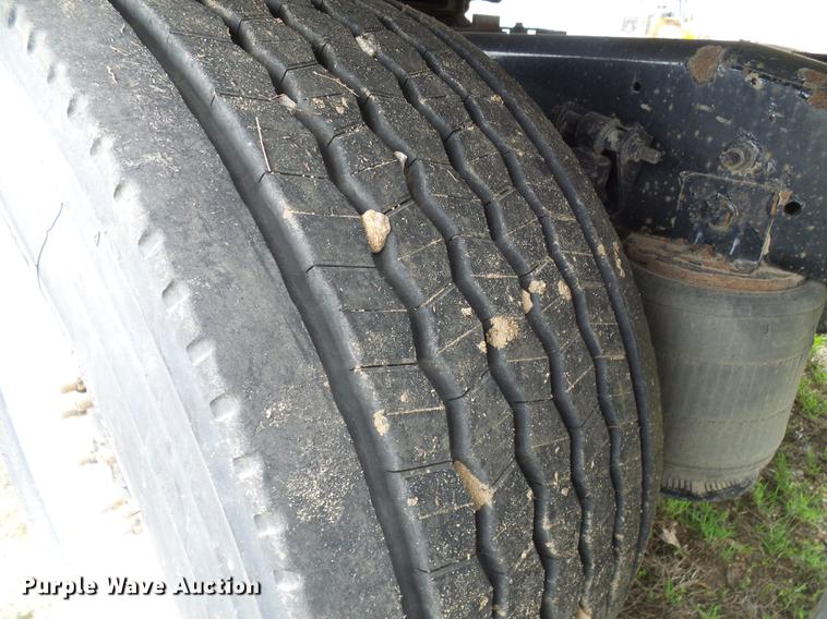 image for item DF7203 2013 International ProStar semi truck