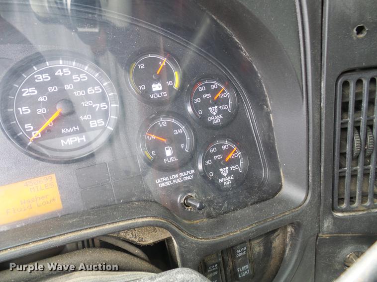 image for item DF7203 2013 International ProStar semi truck