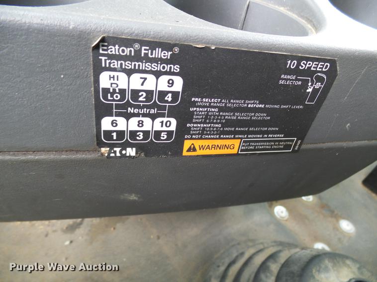 image for item DF7203 2013 International ProStar semi truck