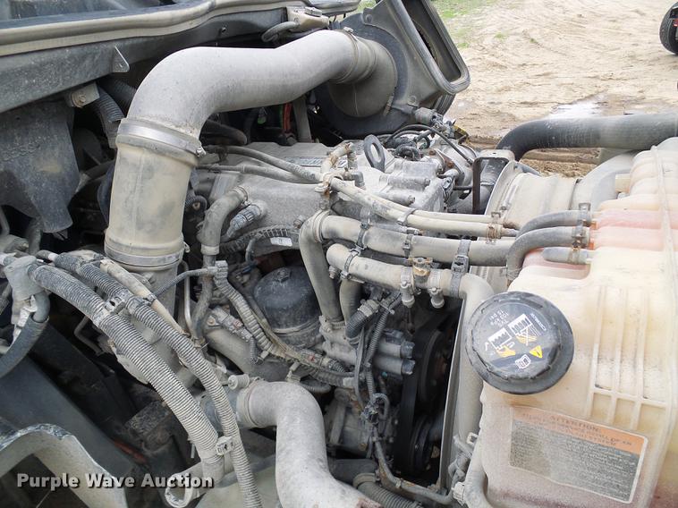 image for item DF7203 2013 International ProStar semi truck