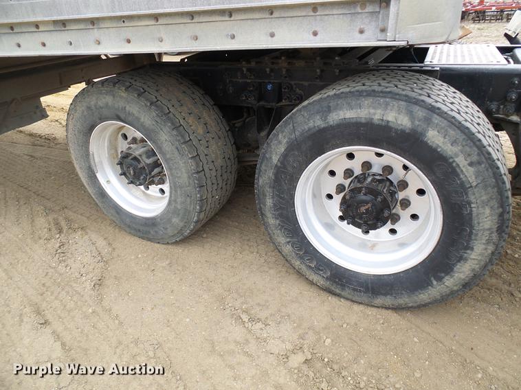 image for item DF7207 2013 International ProStar semi truck