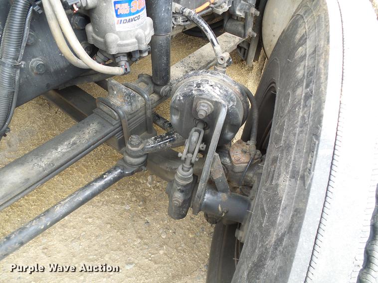 image for item DF7207 2013 International ProStar semi truck