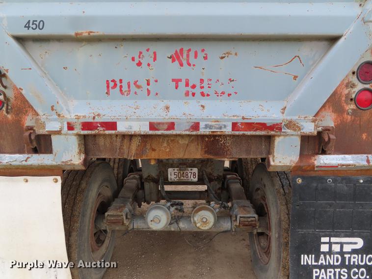 image for item DF7826 2000 CPS end dump trailer