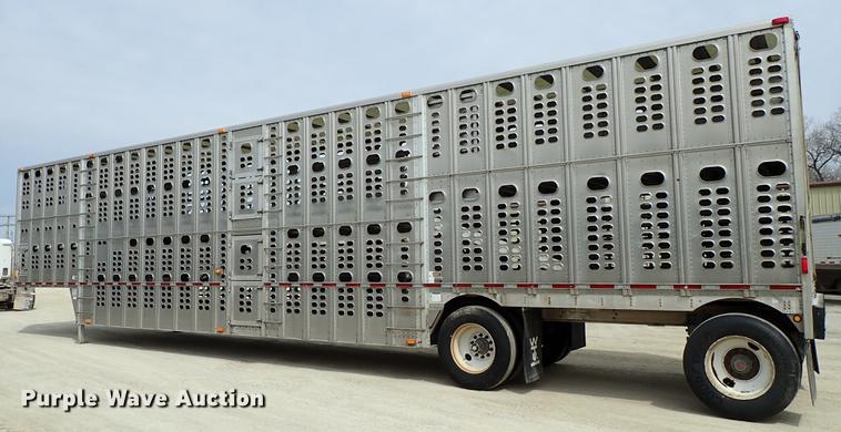 image for item DF8911 2011 Wilson Silver Star PSDCL-402 livestock trailer