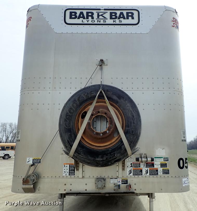 image for item DF8911 2011 Wilson Silver Star PSDCL-402 livestock trailer