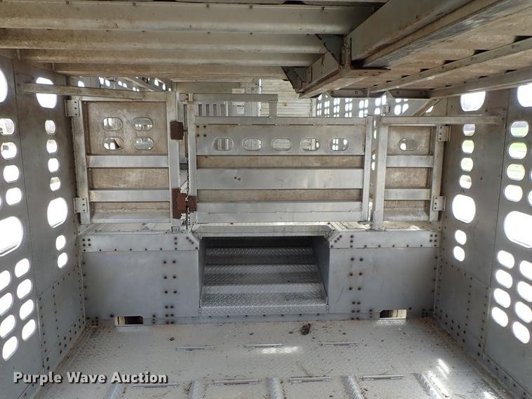 image for item DF8911 2011 Wilson Silver Star PSDCL-402 livestock trailer