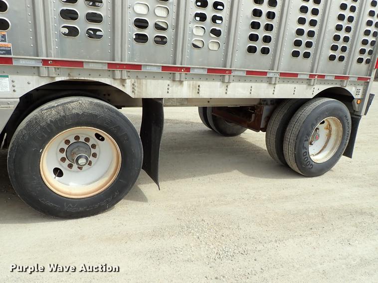 image for item DF8911 2011 Wilson Silver Star PSDCL-402 livestock trailer