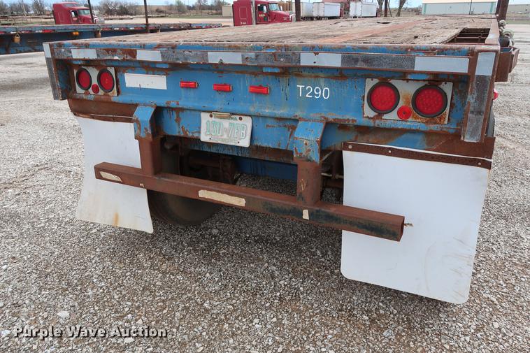 image for item DG3410 1997 Fruehauf PBA-NF2-45N flatbed trailer