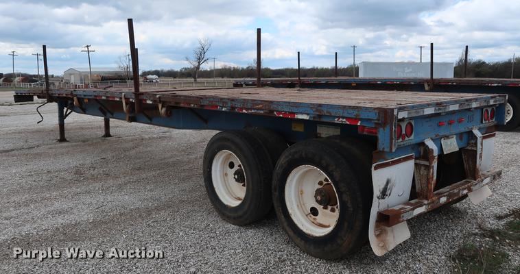 image for item DG3411 1998 Fruehauf PBA-NF2-45N flatbed trailer