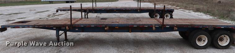image for item DG3411 1998 Fruehauf PBA-NF2-45N flatbed trailer