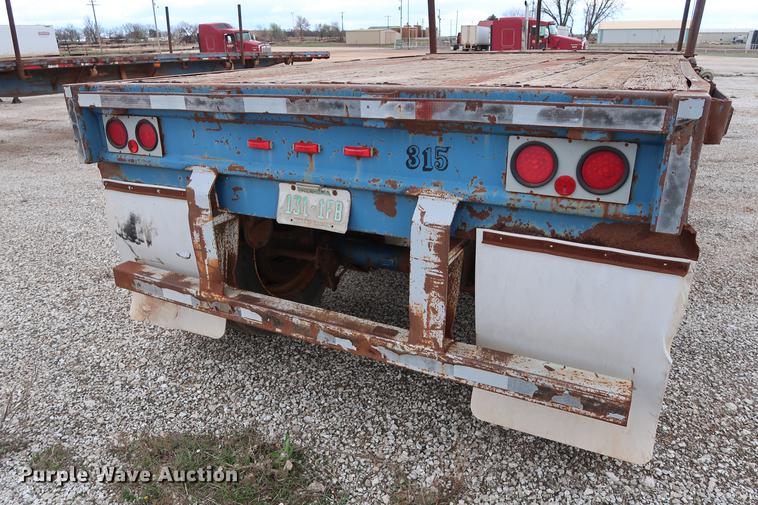 image for item DG3411 1998 Fruehauf PBA-NF2-45N flatbed trailer