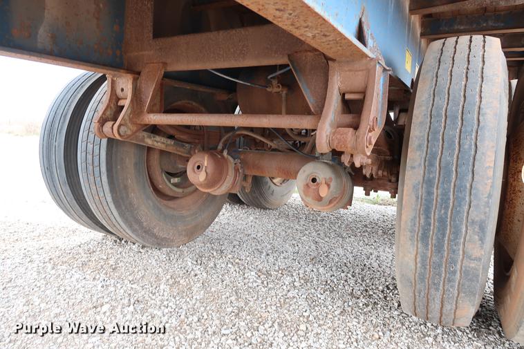 image for item DG3411 1998 Fruehauf PBA-NF2-45N flatbed trailer