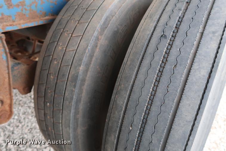 image for item DG3411 1998 Fruehauf PBA-NF2-45N flatbed trailer