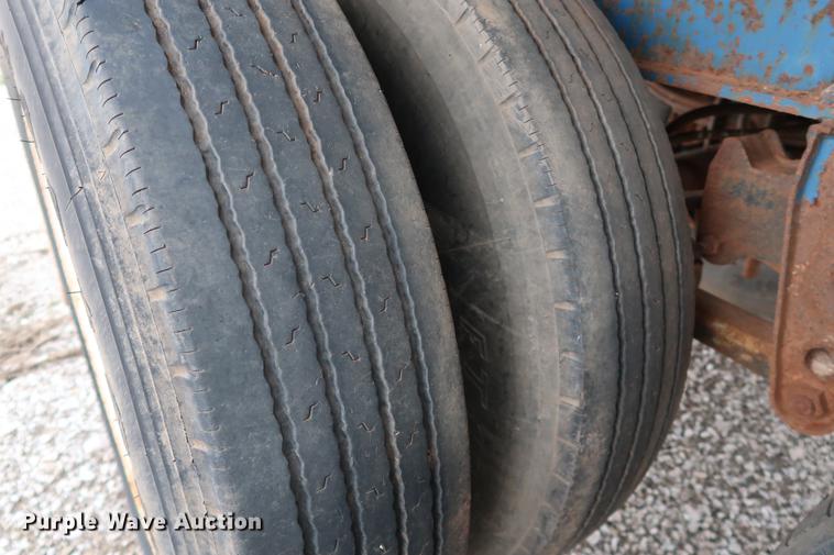 image for item DG3411 1998 Fruehauf PBA-NF2-45N flatbed trailer