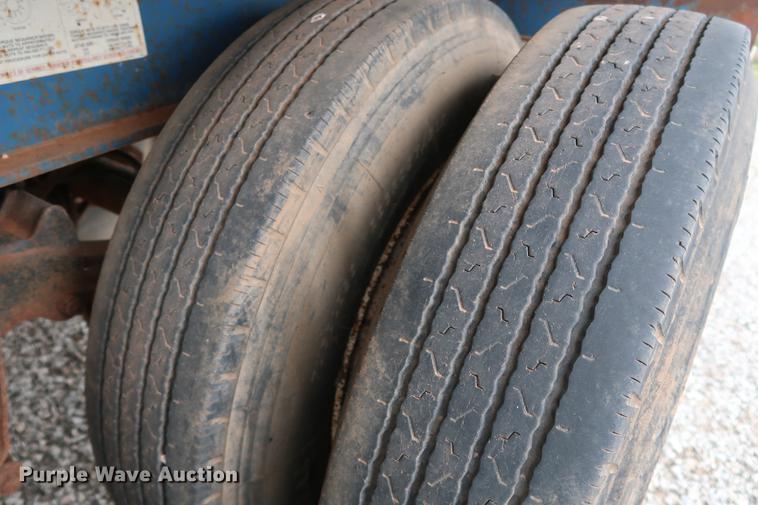 image for item DG3411 1998 Fruehauf PBA-NF2-45N flatbed trailer