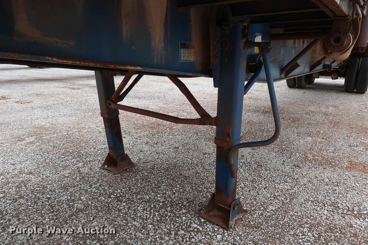 image for item DG3413 1998 Fruehauf PBA-NF2-45N flatbed trailer